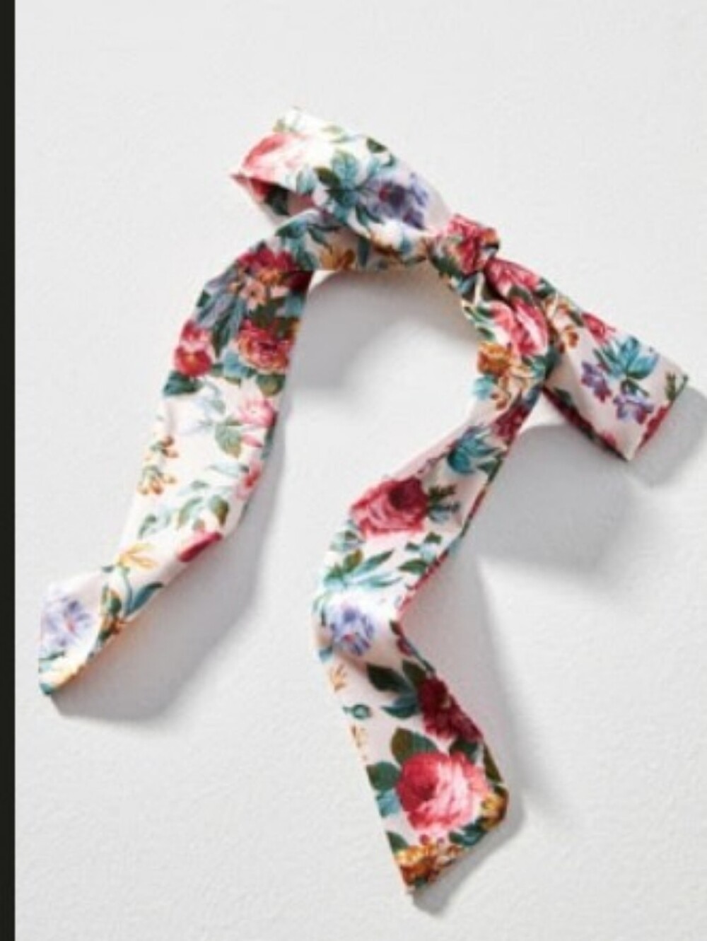 Selkie Floral Bow Hair - Pink Background with Red Blooms, Green, Gold Hairclip